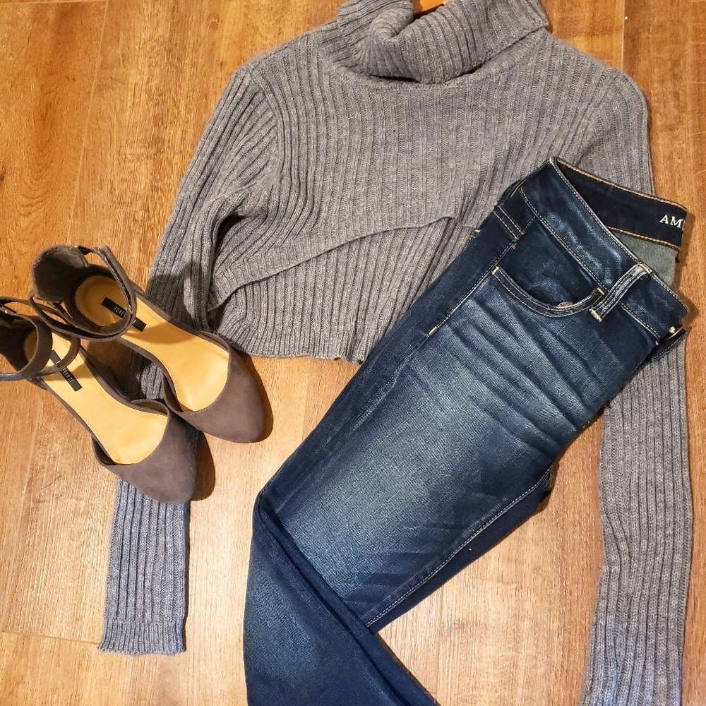 *2 for 15* Fashion nova crop sweater top